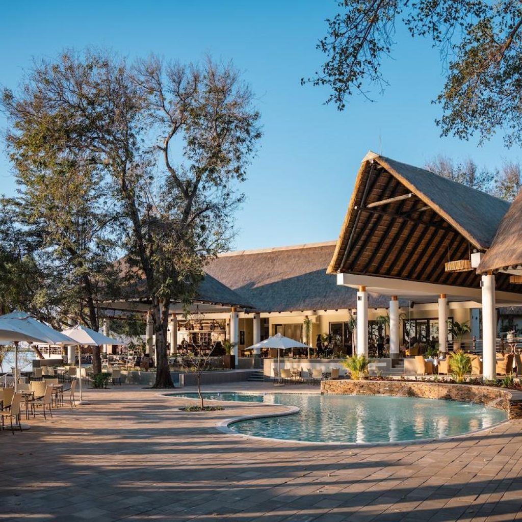 Chobe Safari Lodge, alojamiento junto al Parque Nacional de Chobe en Botsuana